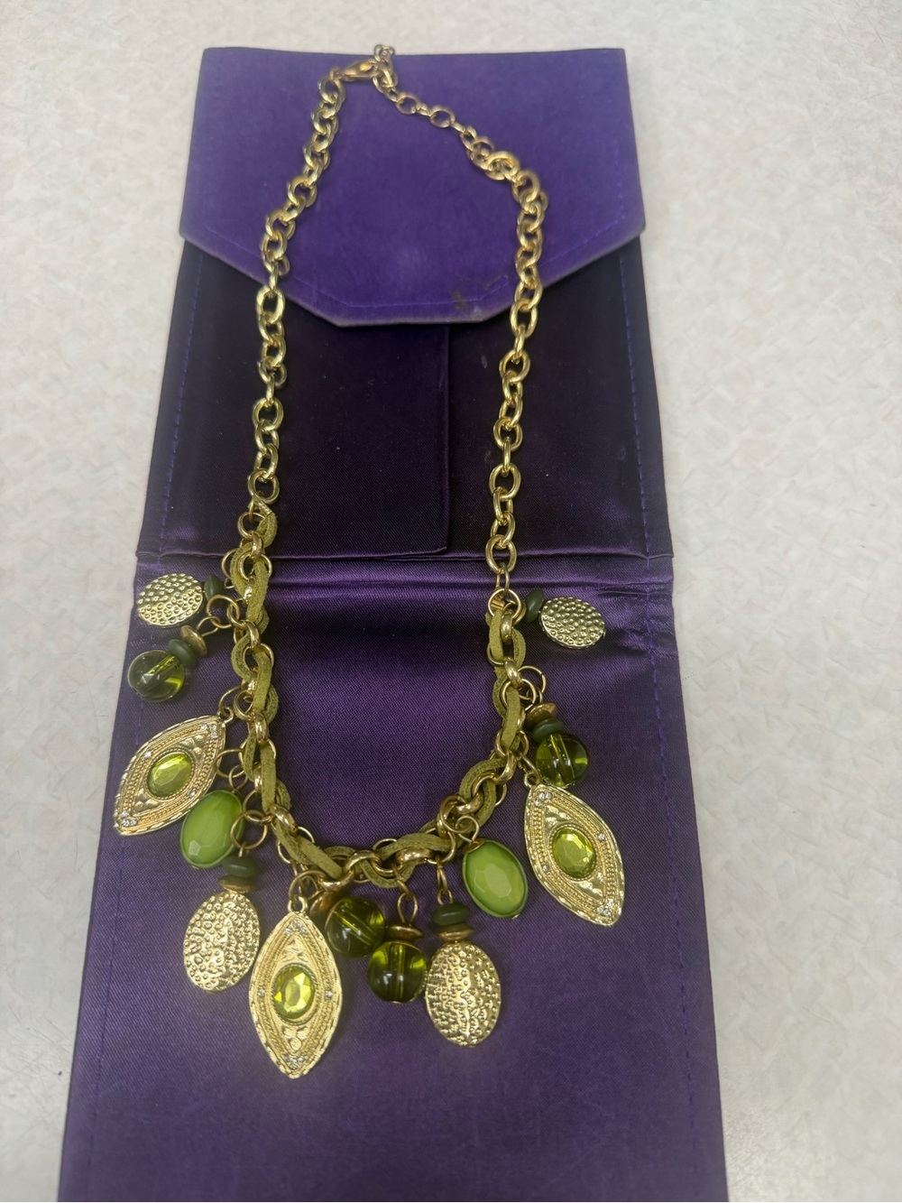 Fashion Necklace with green stones and beads never worn